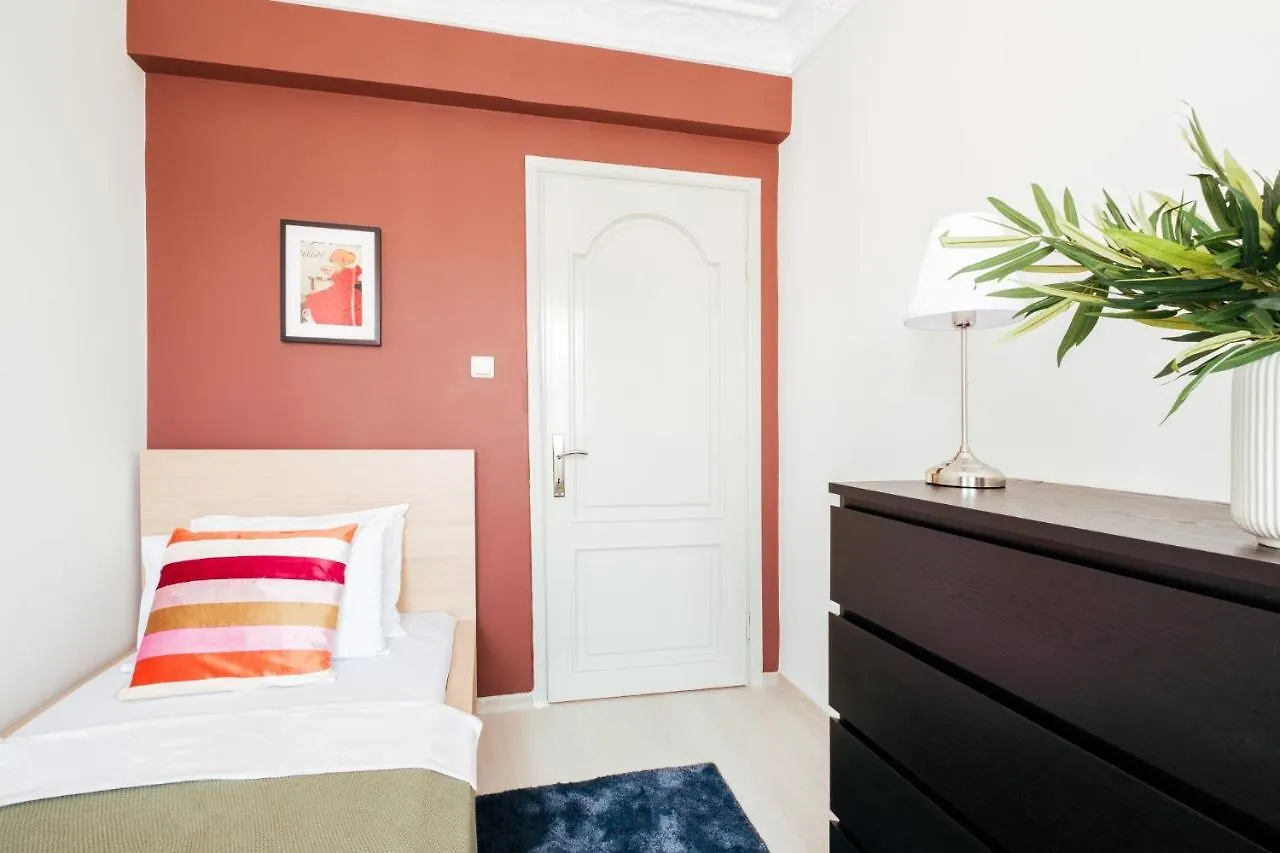 Appartamento Sea View Flat W Balcony 5 Min To Dolmabahce Palace Provincia di Provincia di Istanbul
